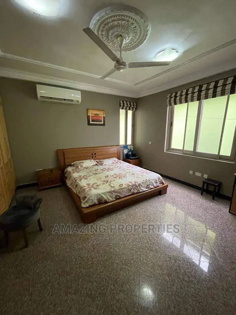 Furnished 4bdrm House in Labone for Sale in Labone