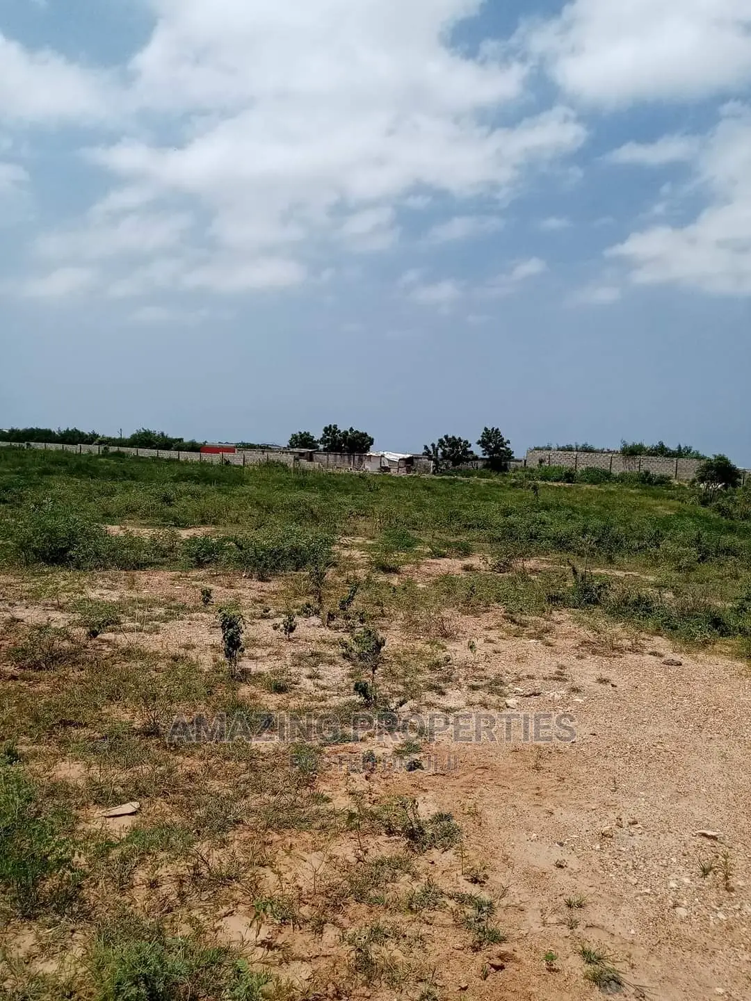 7 Acres of Land Roadside Titled Registered at Accra Mall Area. in Accra Metropolitan