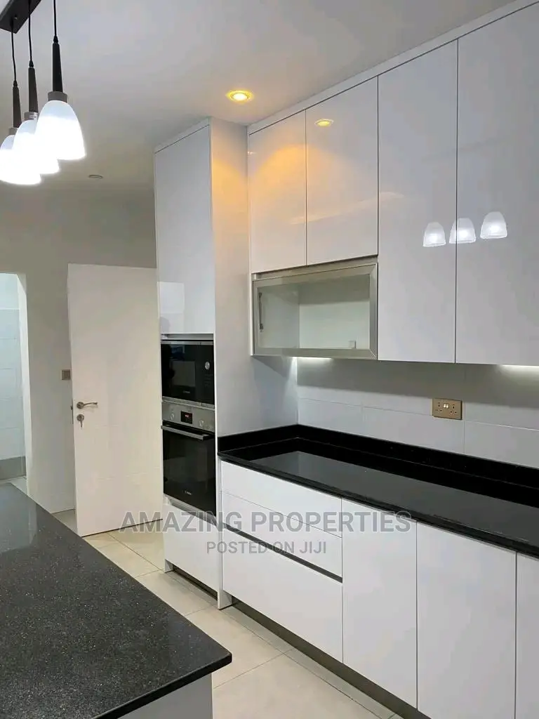 Furnished 5bdrm House in For Sale @ Spintex for sale in Spintex