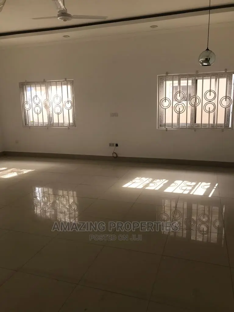 3bdrm House in Spintex for Rent in Spintex