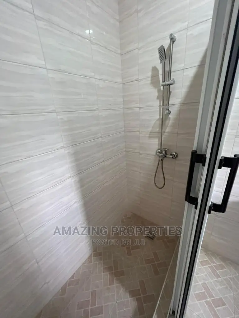 3bdrm House in Spintex for rent in Spintex