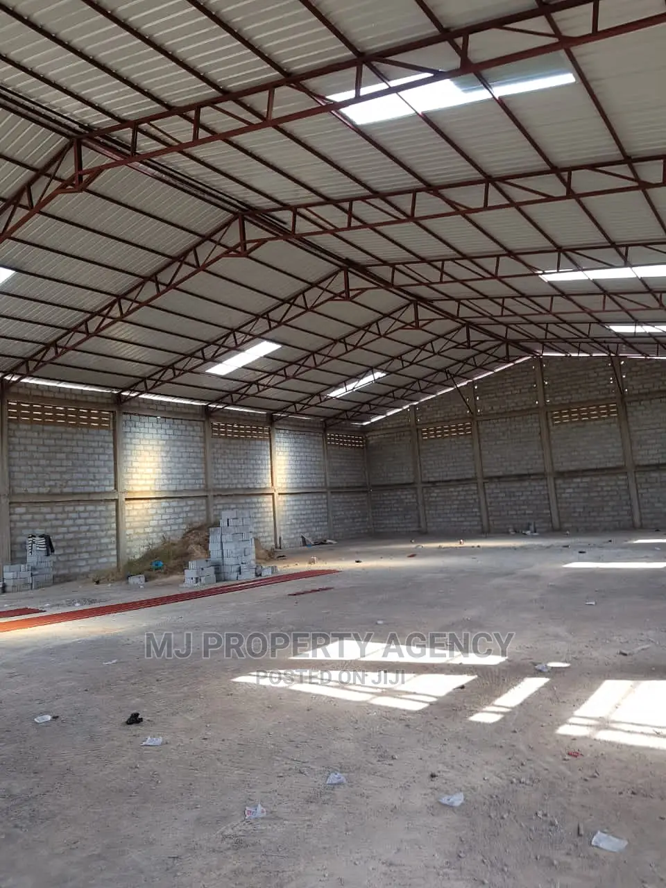 720 Sqm Warehouse at Tema in Tema Metropolitan