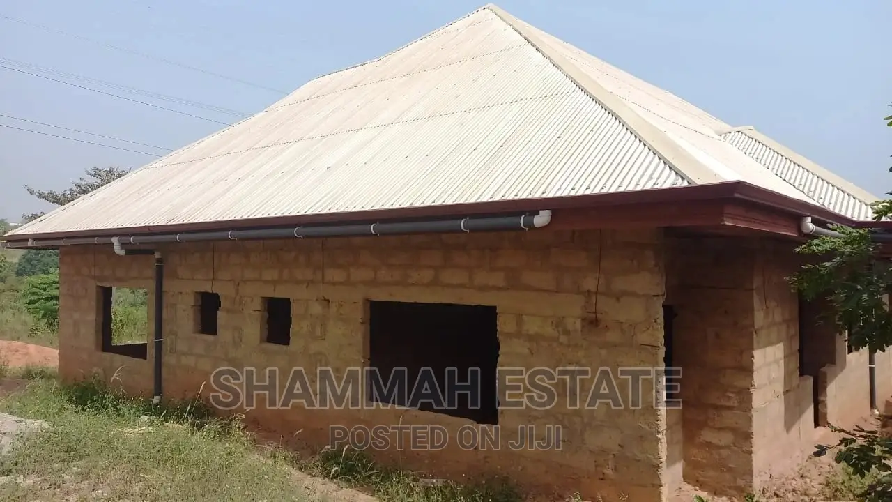 4bdrm Apartment in Aiding Estate, Sunyani Municipal for sale in Sunyani Municipal