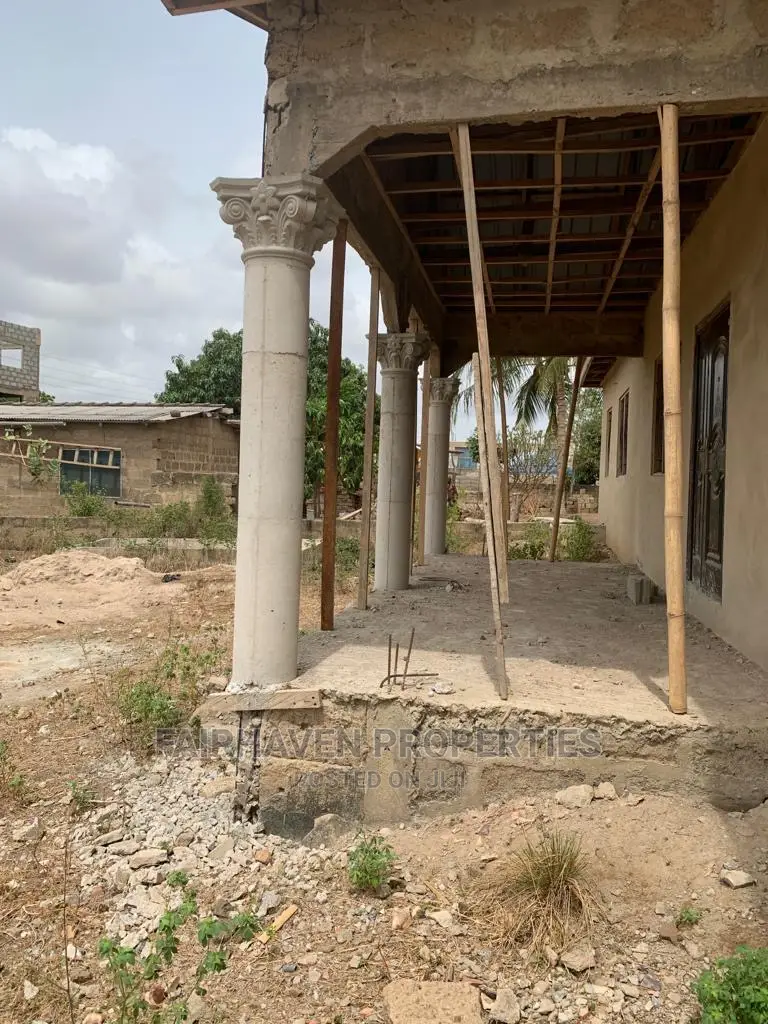3bdrm House in Kasoa for Sale in Kasoa