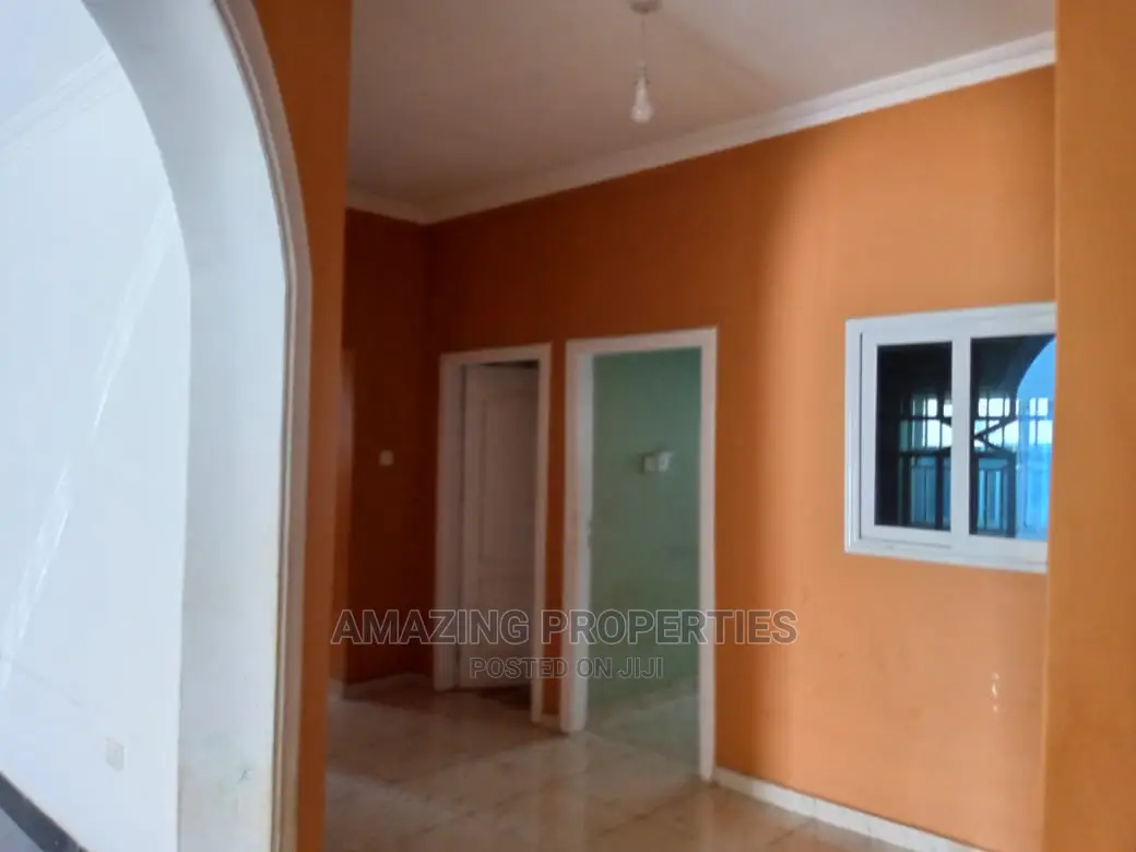 3bdrm House in Spintex Coaster for rent in Spintex