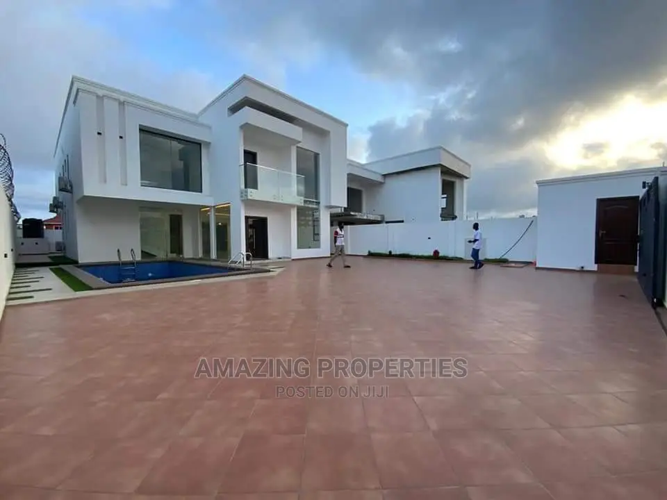 4bdrm House in 4 Bedroom House East for Sale in East Legon