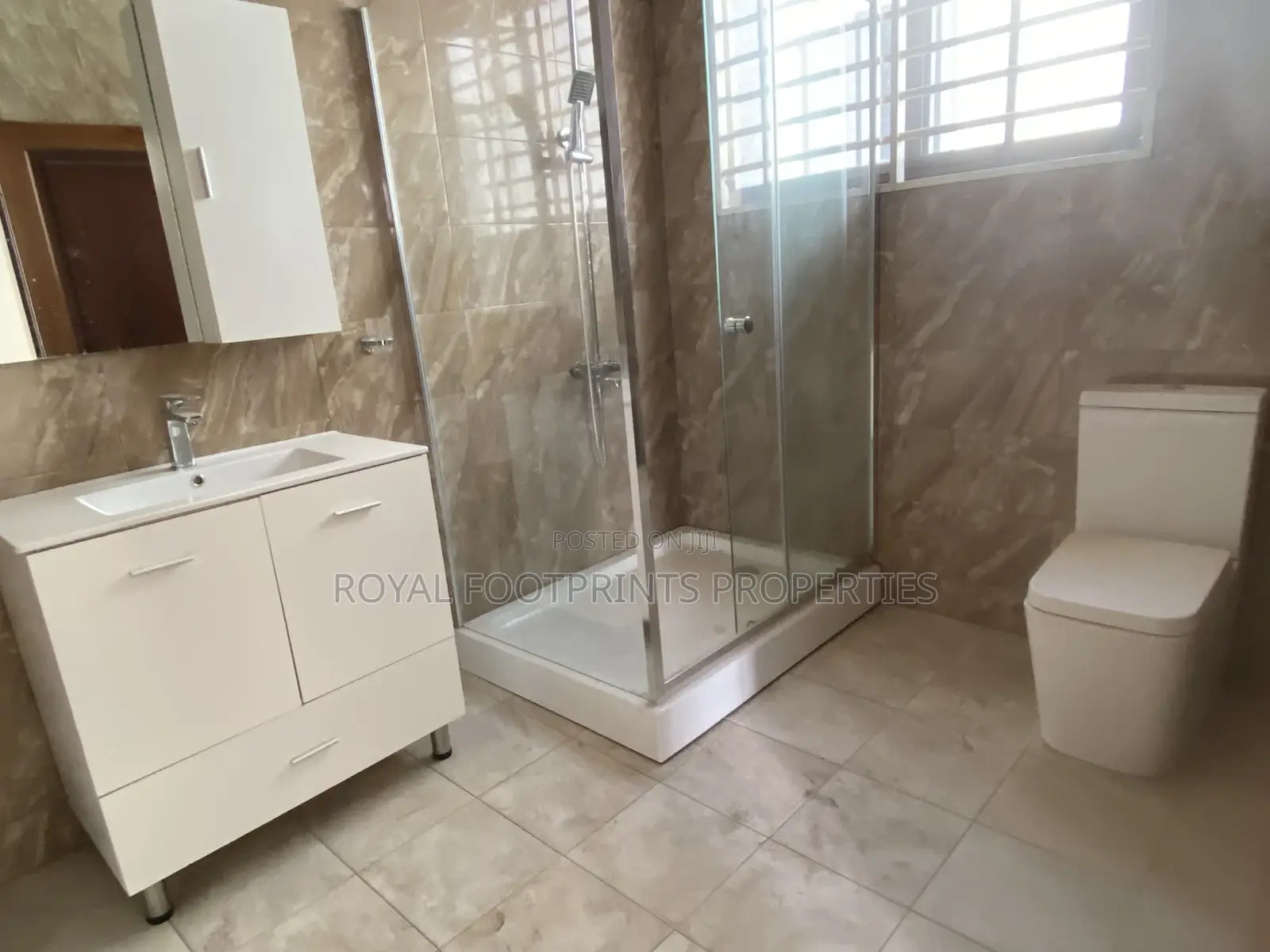 5bdrm House in Royal Footprints, Adenta for Sale in Adenta
