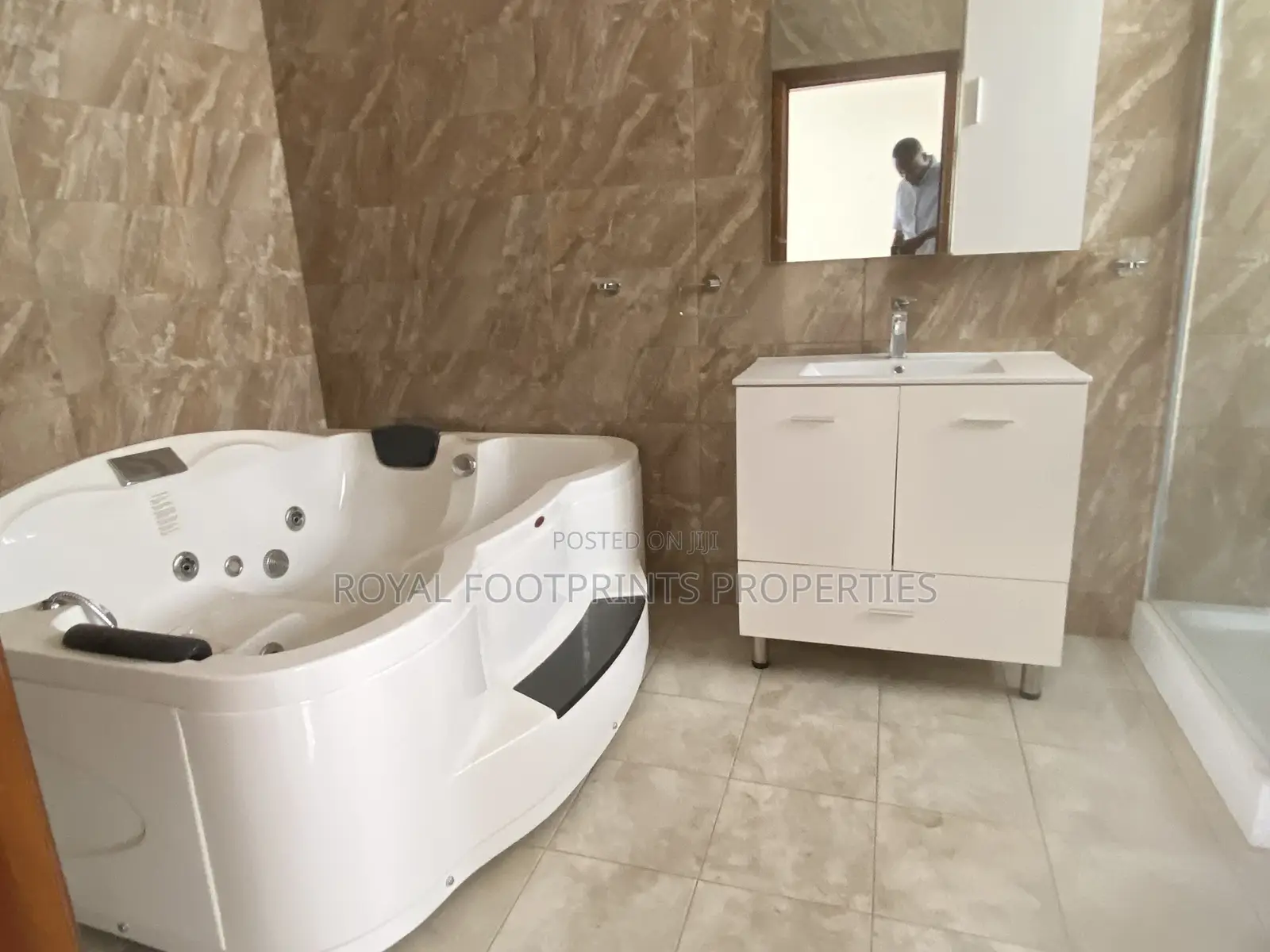 5bdrm House in Royal Footprints, Adenta for Sale in Adenta