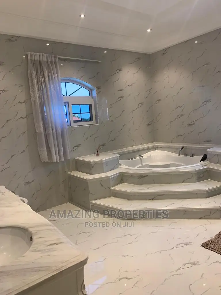 5bdrm House in East Legon for Rent in East Legon