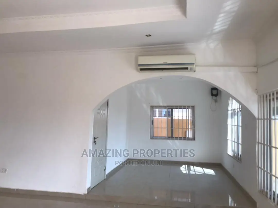 3bdrm House in Spintex Batsonaa for rent in Spintex