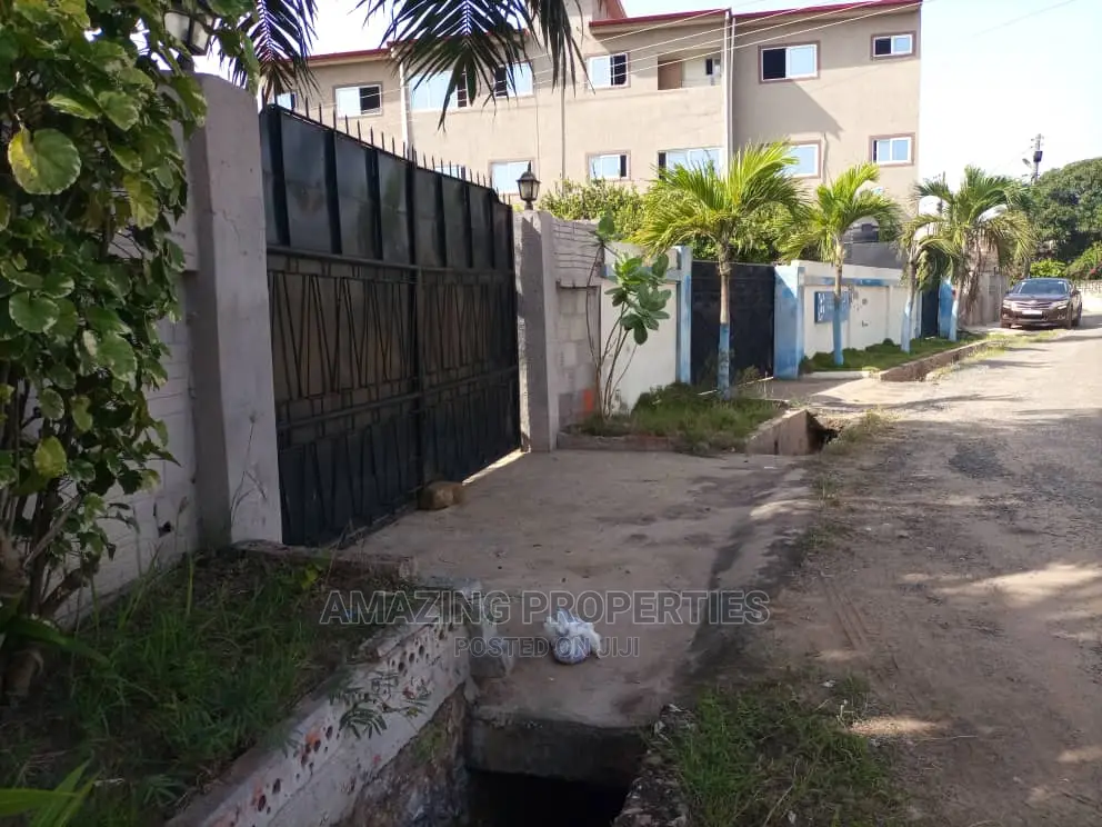 3bdrm House in Nyaniba Estate for Sale in Nyaniba Estate