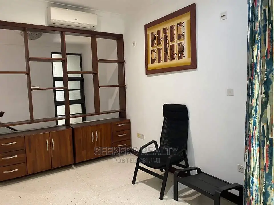 Furnished 3bdrm Townhouse / Terrace in Seekers Realty, Kanda for Rent in Kanda