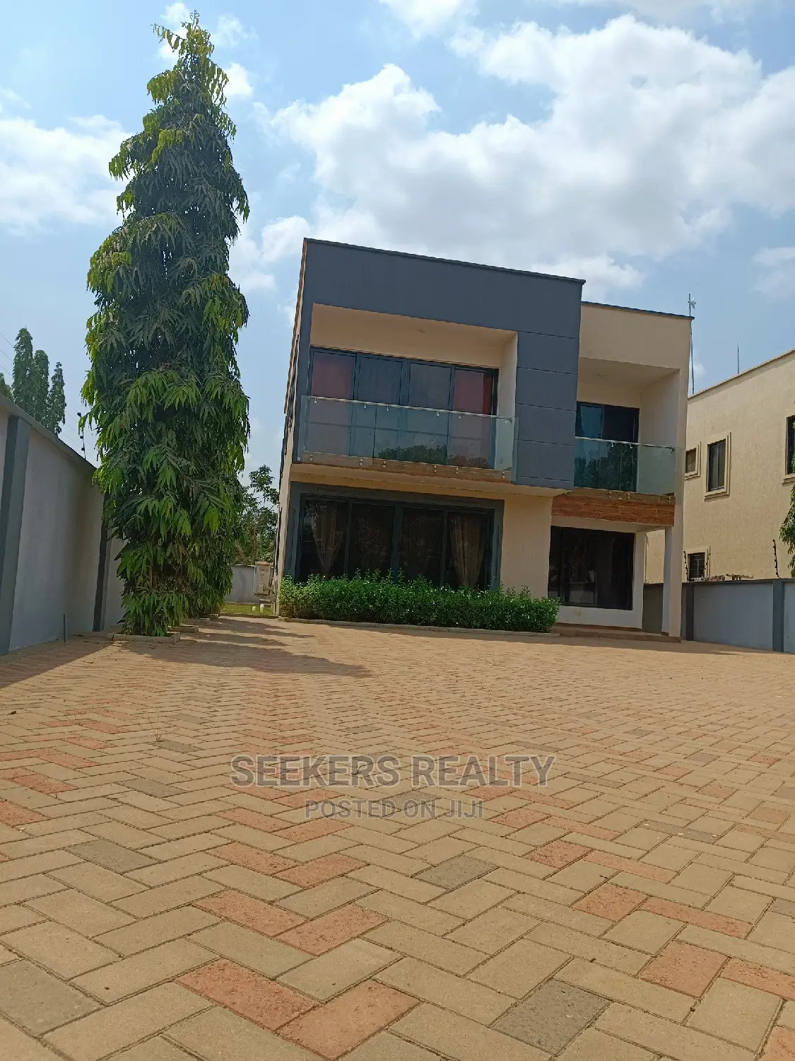 Furnished 4bdrm House in Seekers Realty, Oyarifa for rent in Oyarifa