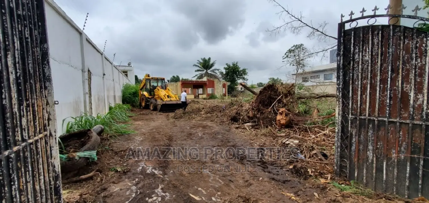 3 Plots of Land for Sale at Dzorwulu in Dzorwulu