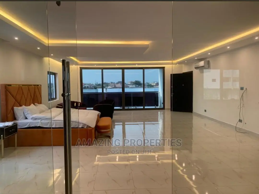 5bdrm House in East Legon for Sale in East Legon