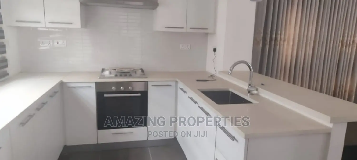 3bdrm House in Oyarifa for Rent in Oyarifa