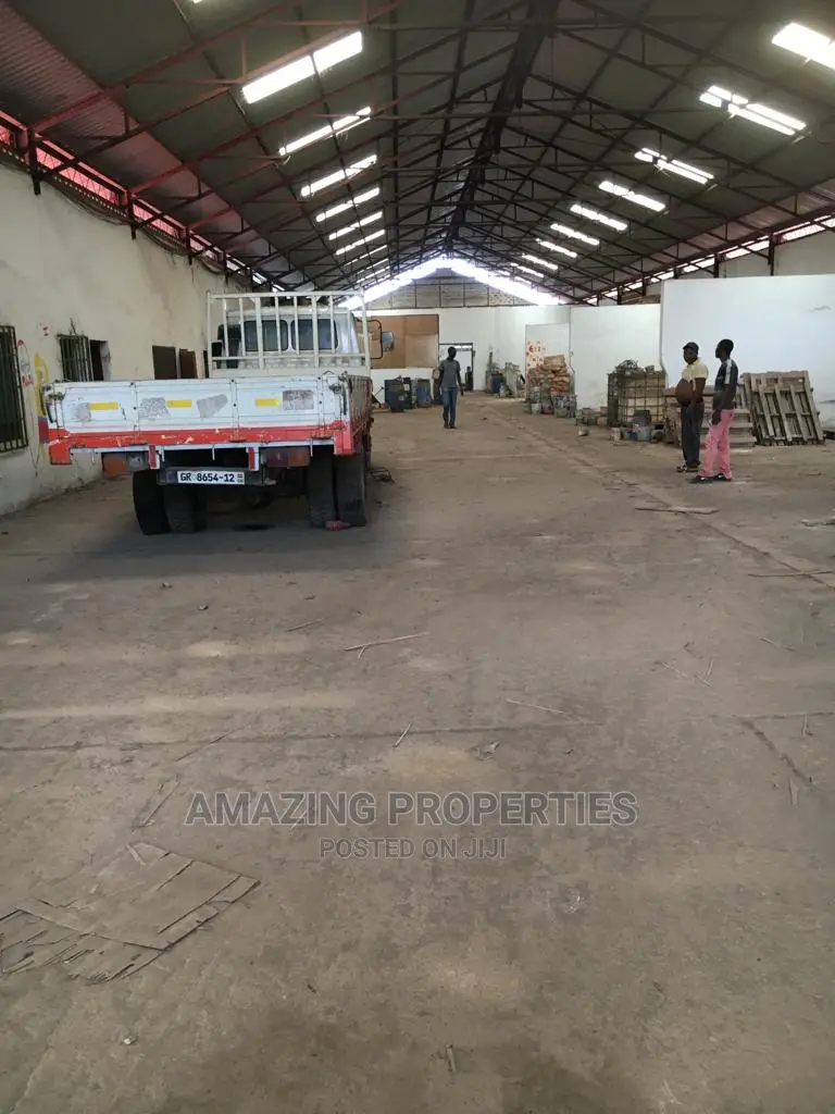 1200sqm Warehouse for Sale Around 37 in Airport Residential Area