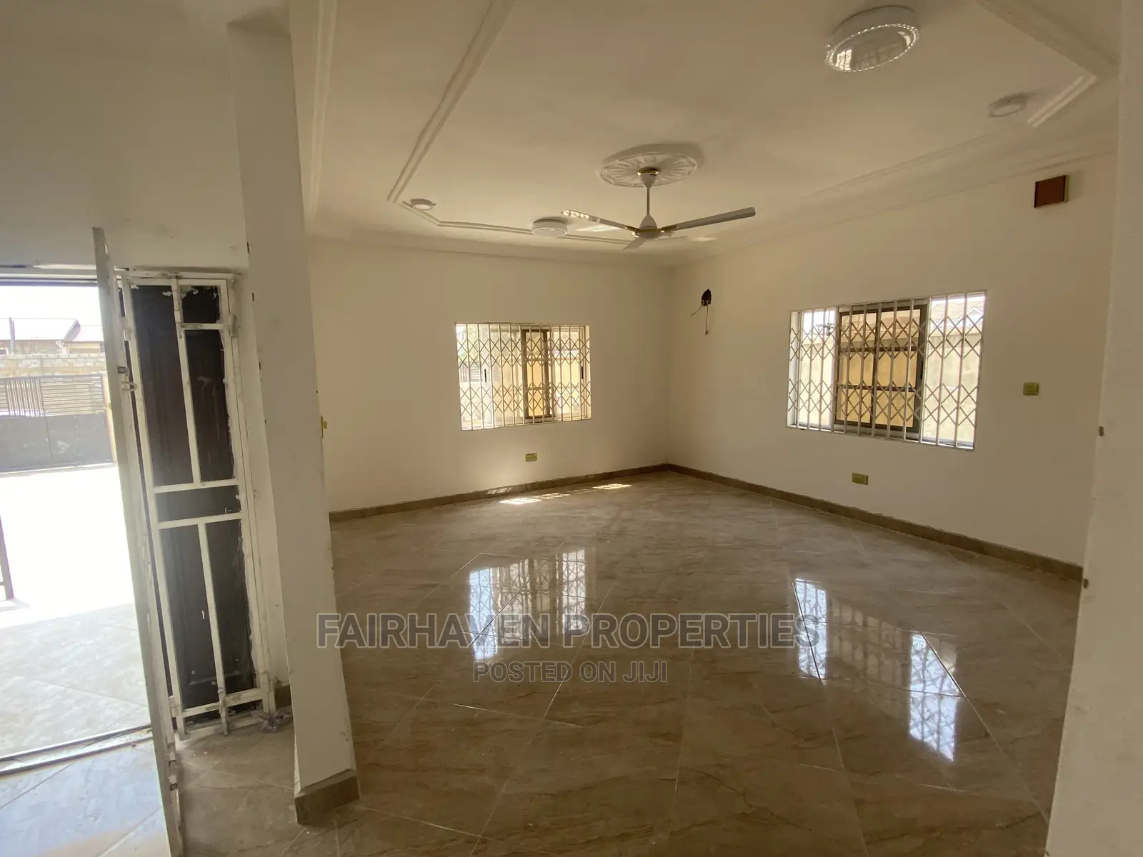 2bdrm Apartment in Tseaddo, Airport Residential Area for Rent in Airport Residential Area