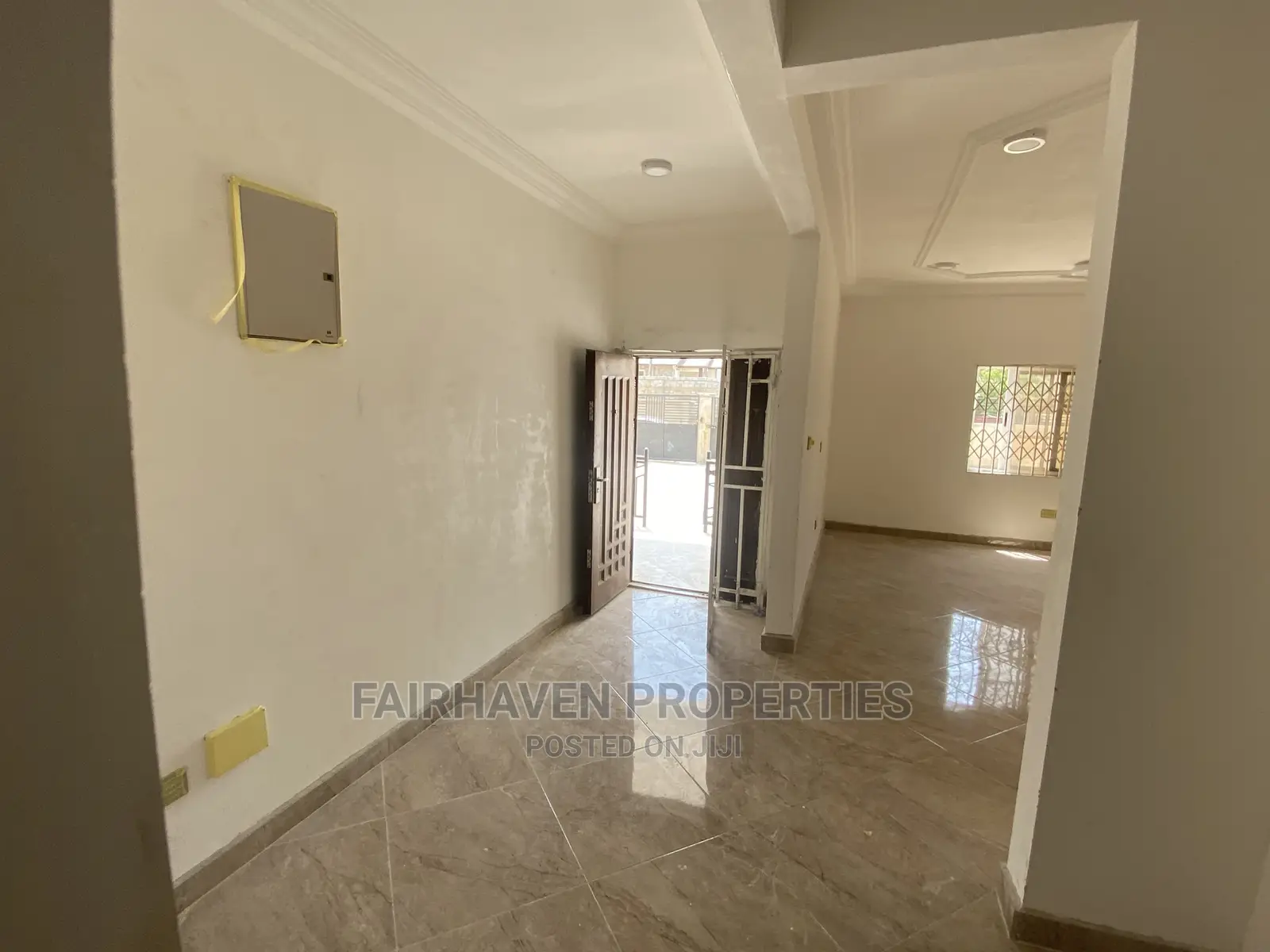 2bdrm Apartment in Tseaddo, Airport Residential Area for Rent in Airport Residential Area