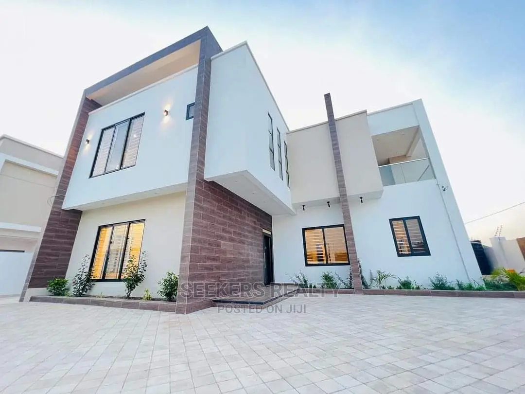 4bdrm House in Seekers Realty, Lake Side Estate for Sale in Lake Side Estate