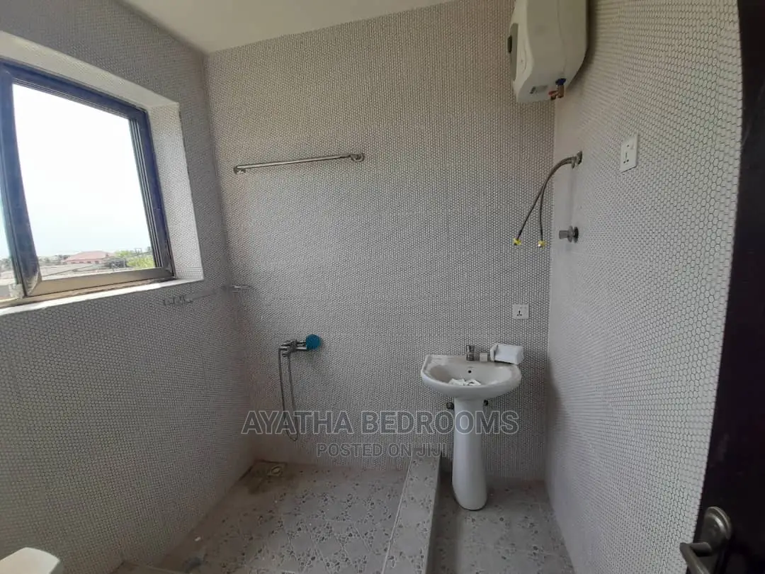 2bdrm Apartment in Ayathar Bedroom, Teshie for Rent in Teshie