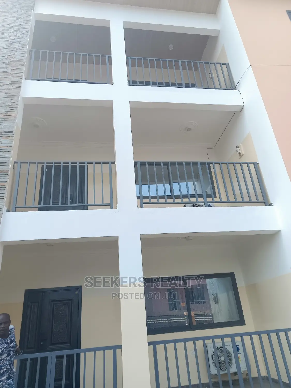 2bdrm Apartment in Tseaddo, Accra Metropolitan for Rent in Accra Metropolitan