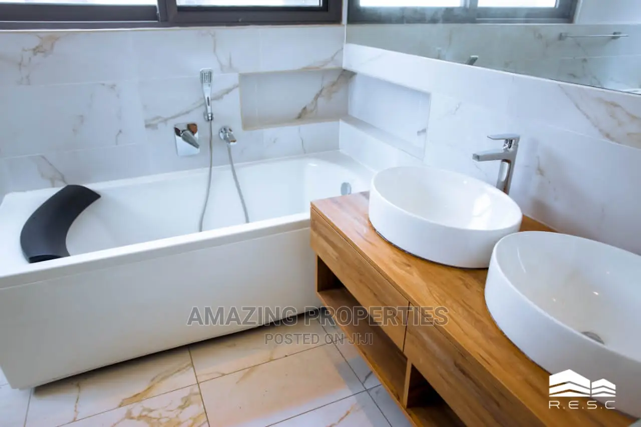 4bdrm House in Cantonments for Sale in Cantonments