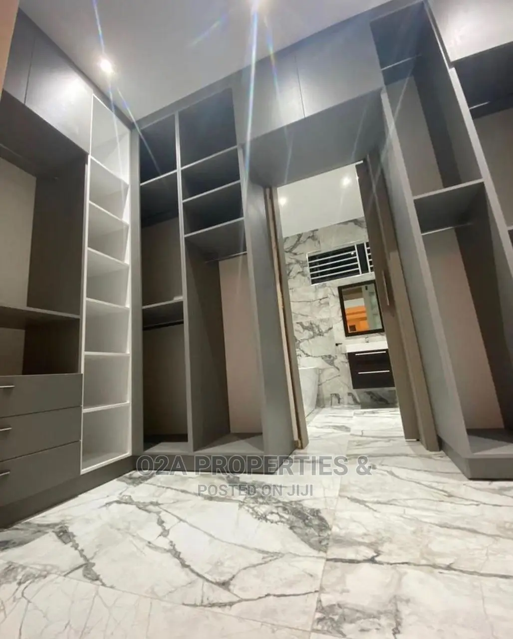 4bdrm House in School Junction for Sale in School Junction