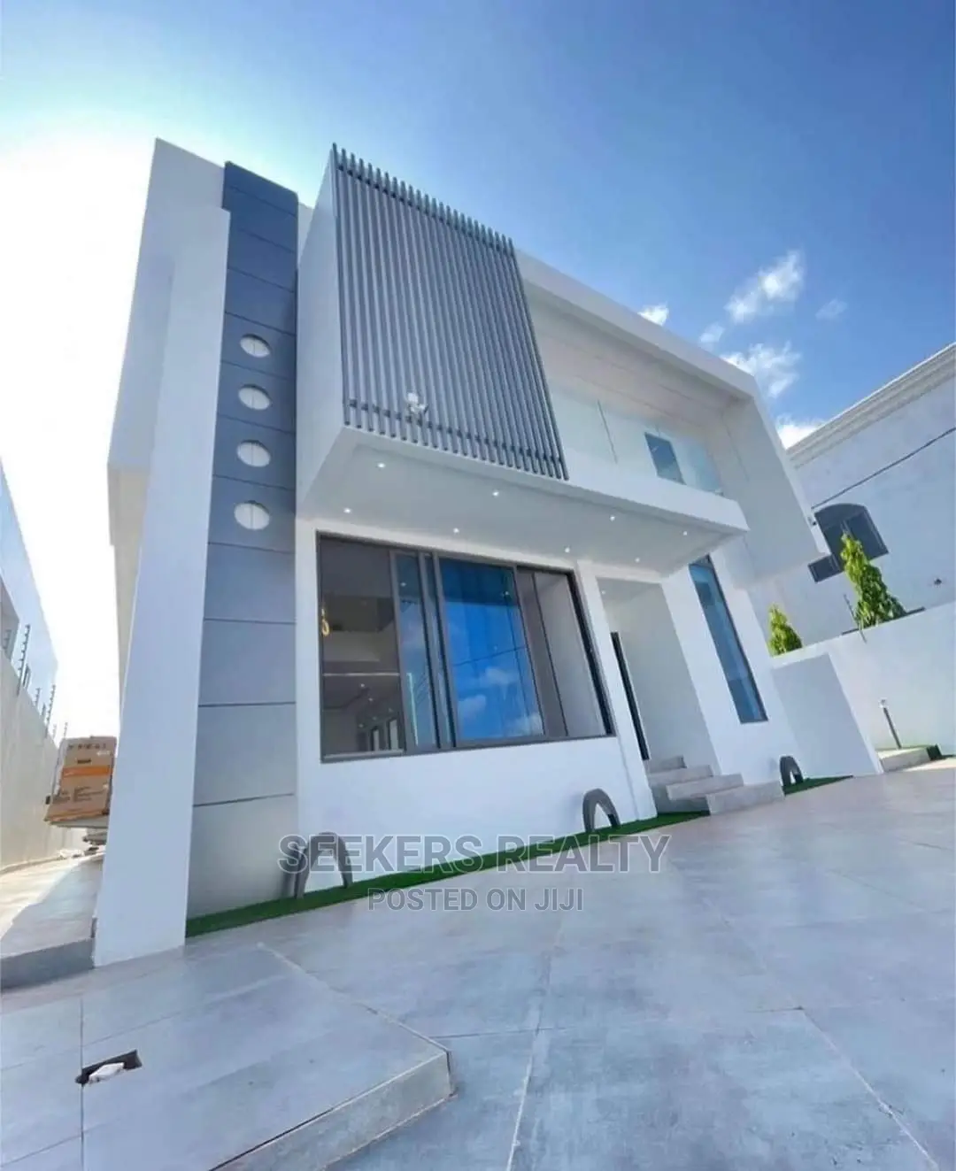 5bdrm House in Seekers Realty, Accra Metropolitan for Sale in Accra Metropolitan