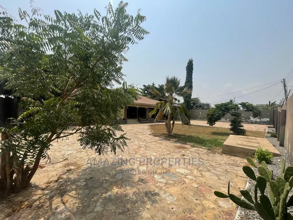 6 Plots of Land for Lease, 50 Years Kokomlemle in Kokomlemle