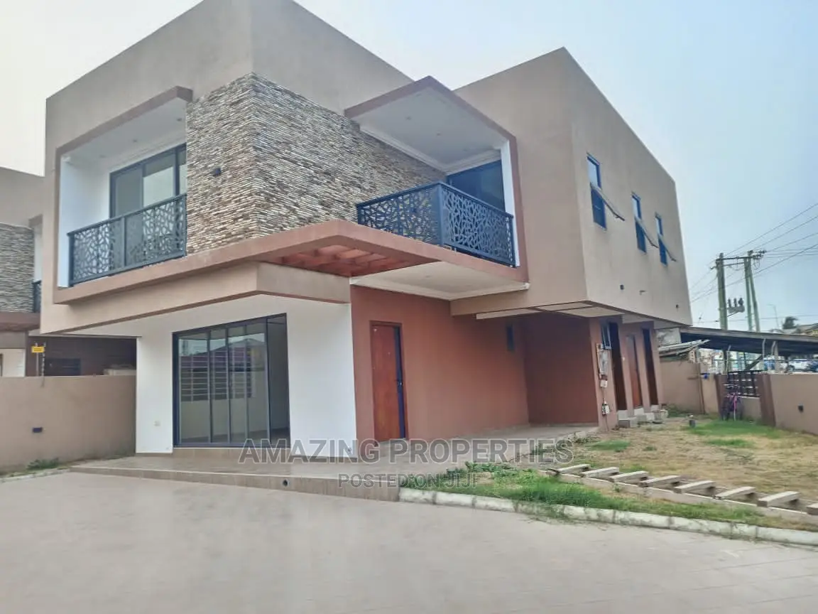 3bdrm House in Spintex for Rent in Spintex