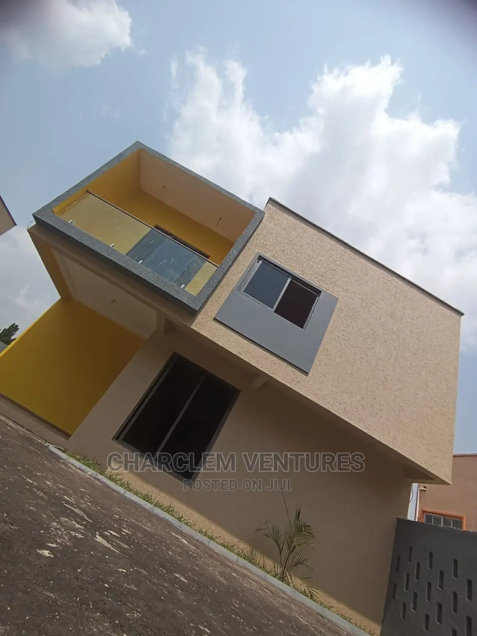3bdrm Townhouse/Terrace in Charclem Ventures, North Legon for Sale in North Legon