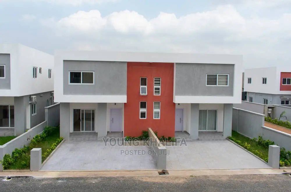 Furnished 3bdrm House in Estate House'S, Tema Metropolitan for sale in Tema Metropolitan