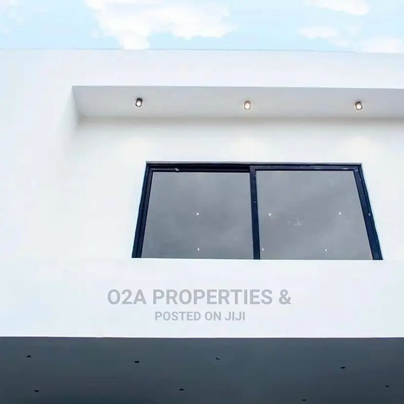 3bdrm House in Baatsona Total for Sale in Baatsona Total