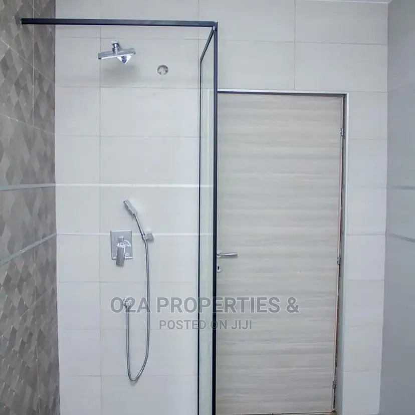 3bdrm House in Baatsona Total for Sale in Baatsona Total