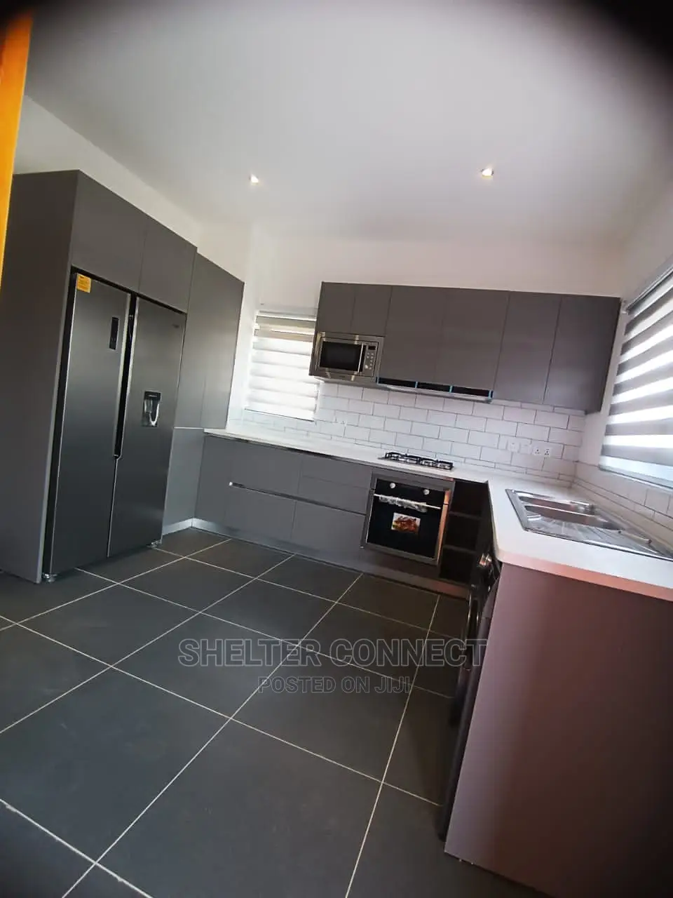 4bdrm Townhouse/Terrace in Oyarifa for Sale in Oyarifa