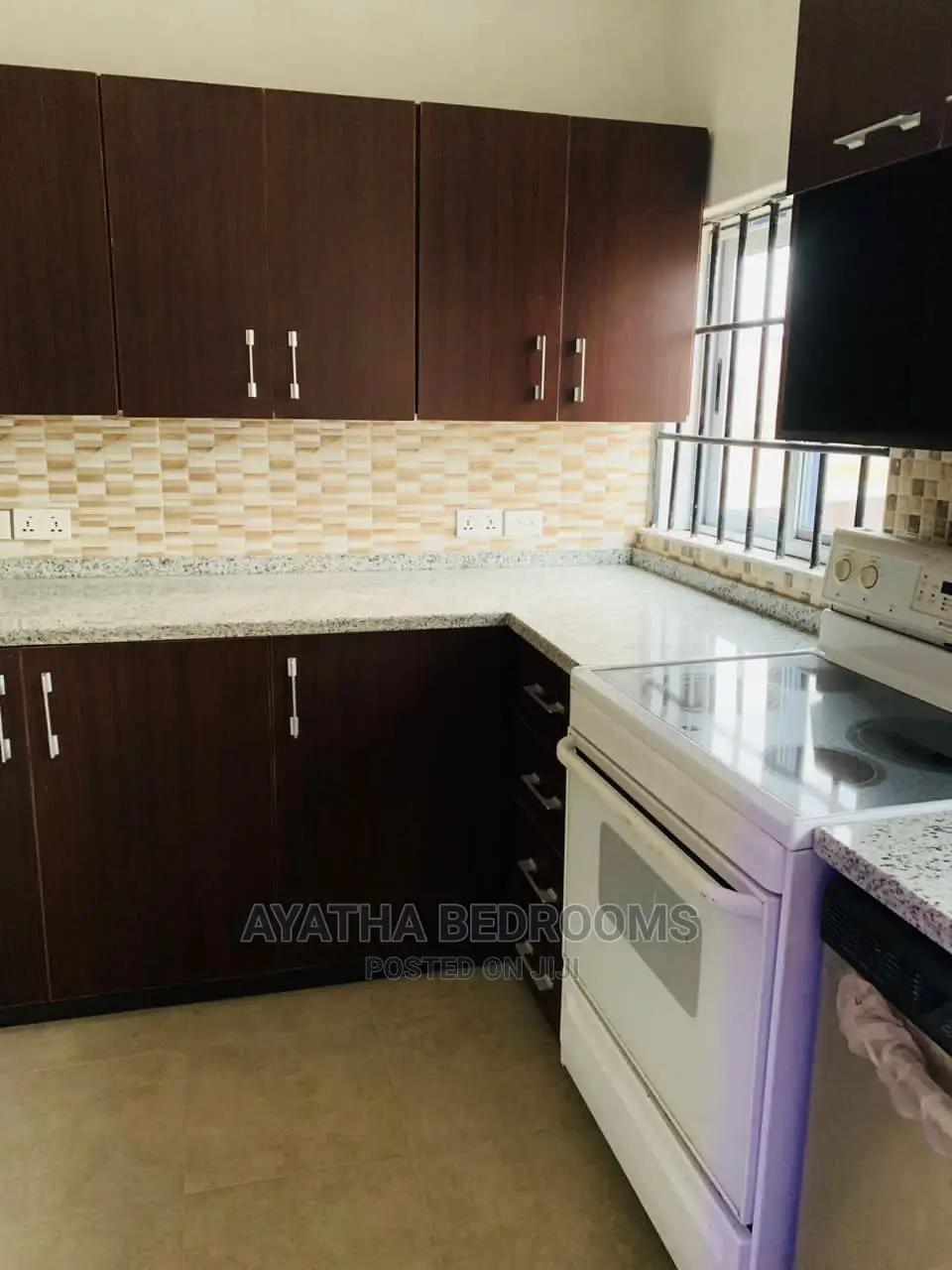 4bdrm Apartment in Ayathar Bedroom, Cold Store for Rent in Cold Store