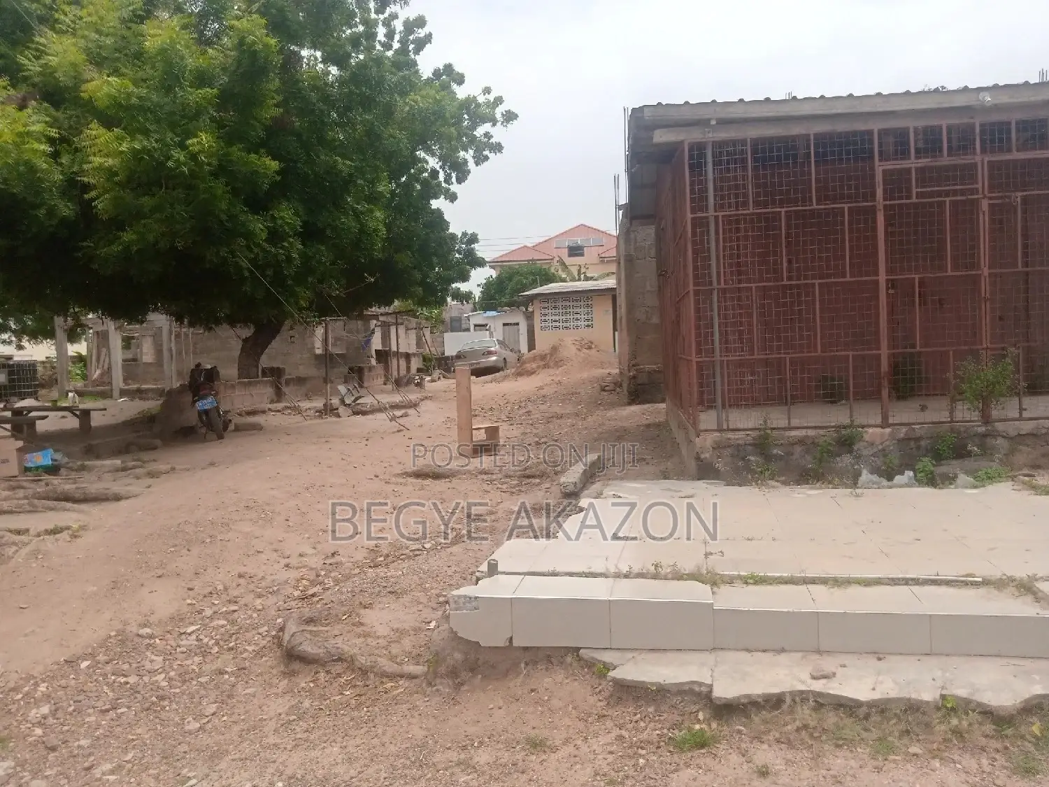 1 Plot 4 Sale Osu Papaye Down in Adabraka