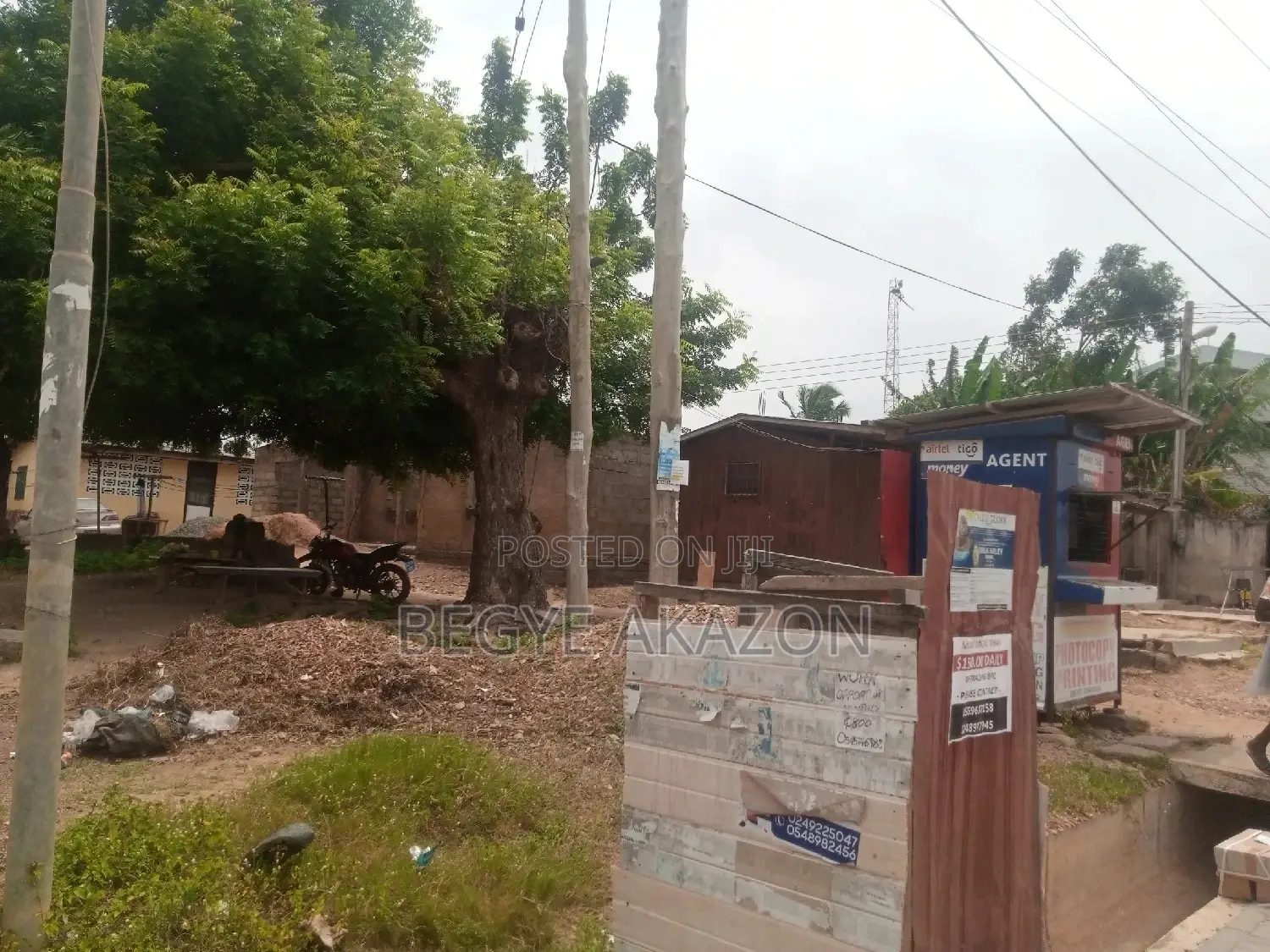 1 Plot 4 Sale Osu Papaye Down in Adabraka