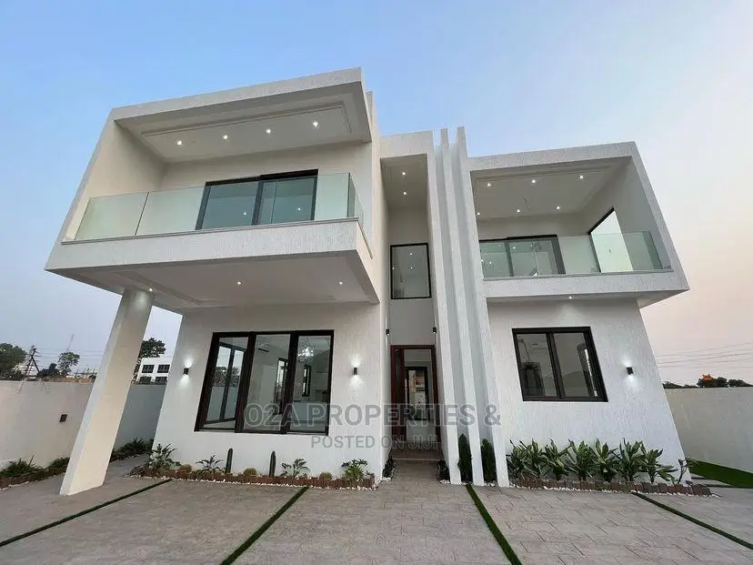 5bdrm House in Police Station for Sale in Police Station