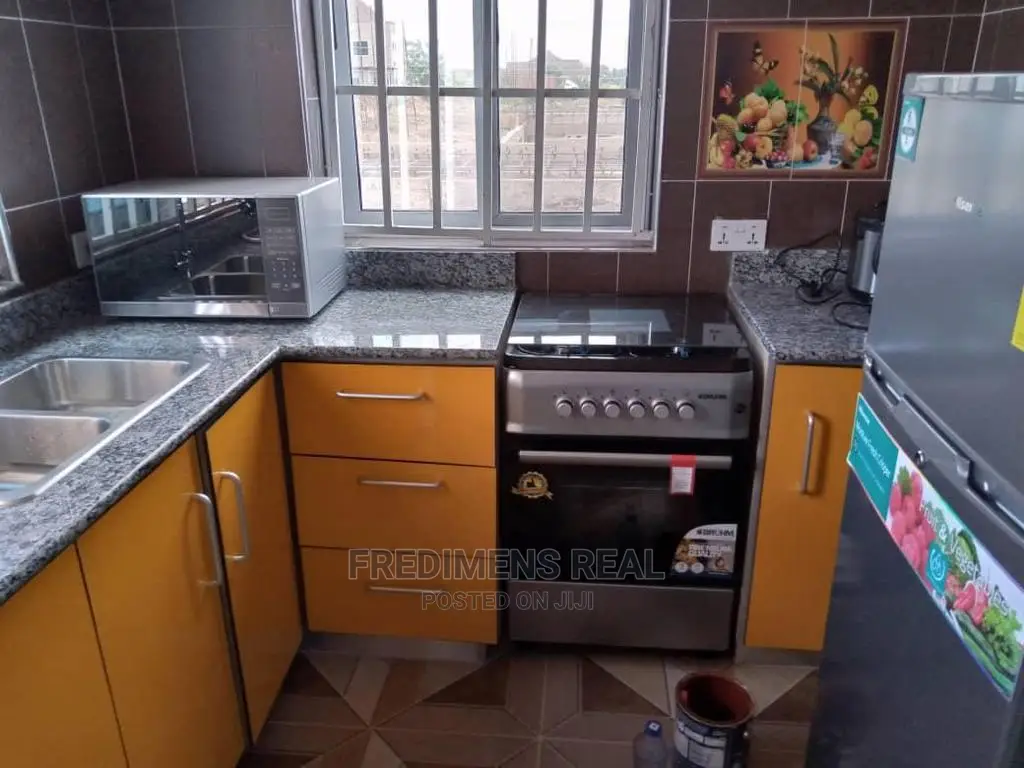 3bdrm House in Fredimens Real, Kumasi Metropolitan for Sale in Kumasi Metropolitan