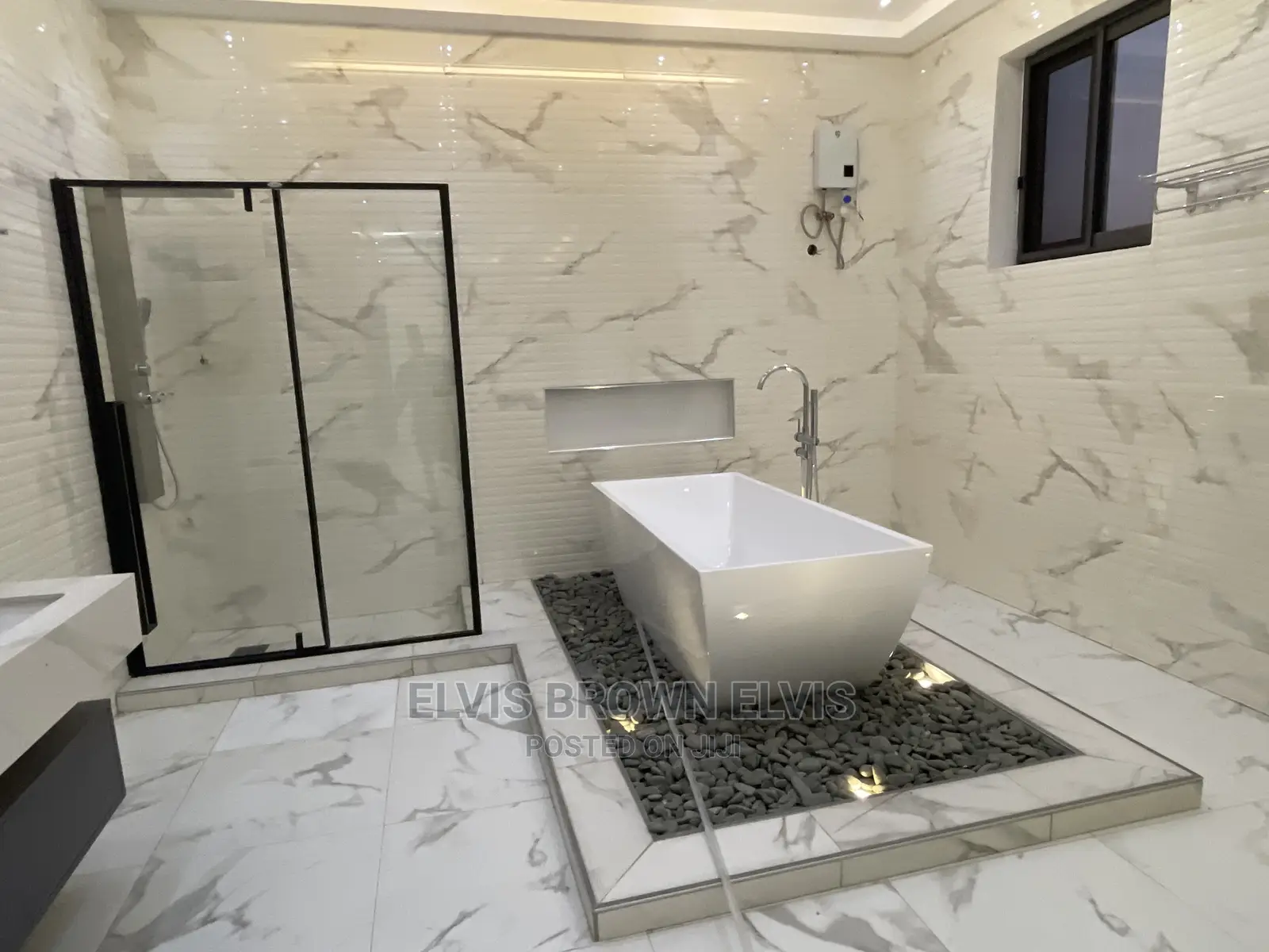 4bdrm Mansion in Living Large, Ashaley Botwe for Rent in Ashaley Botwe