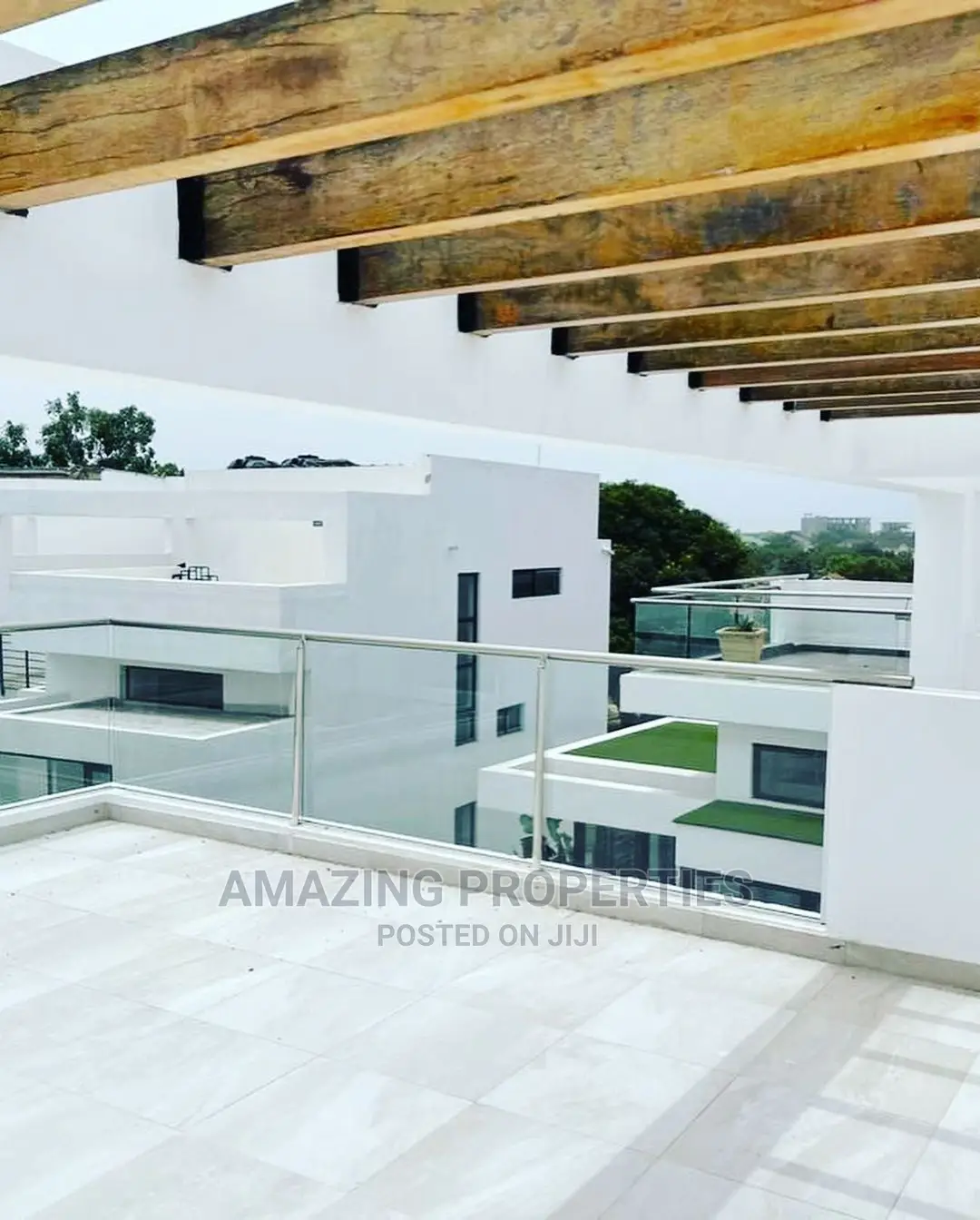 4bdrm Townhouse/Terrace in Cantonments for Sale in Cantonments