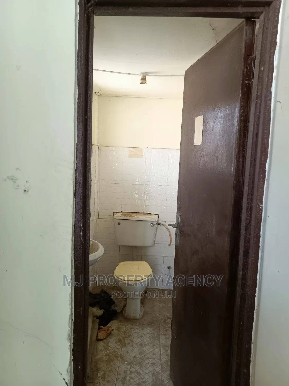 450 SQM Warehouse at Tema Industrial Area in Tema Metropolitan