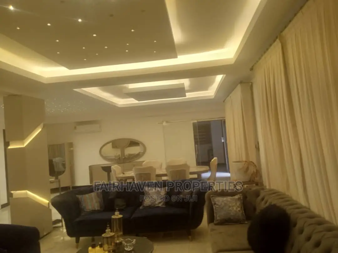 Furnished 7bdrm House in East Airport for Sale in Airport Residential Area