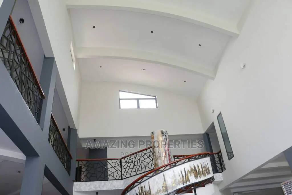 Furnished 5bdrm House in Airport Residential Area for sale in Airport Residential Area