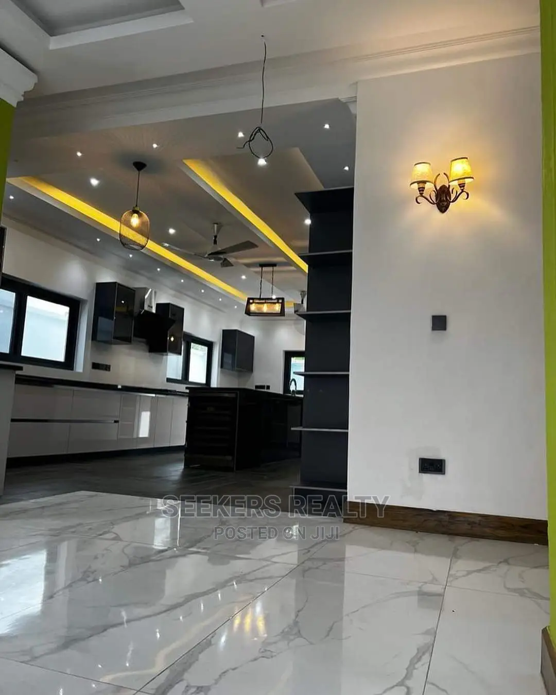 5bdrm Mansion in Seekers Realty, Spintex for Sale in Spintex