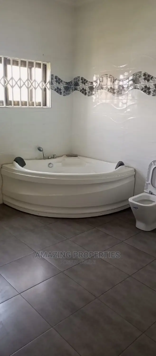 4bdrm House in Dzorwulu for rent in Dzorwulu