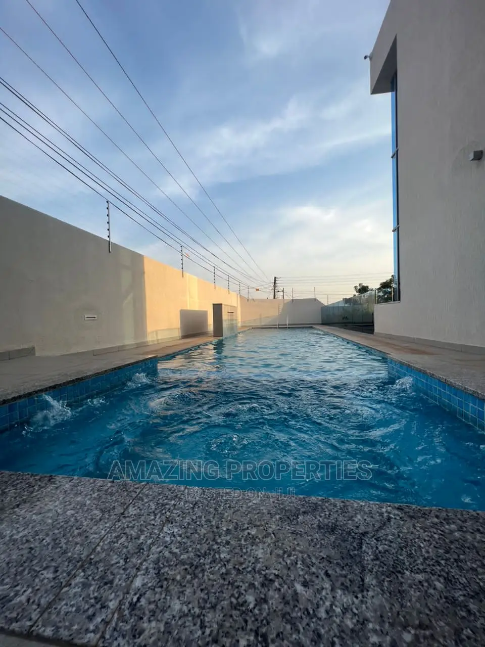 5bdrm House in 5Bedrooms Self for sale in East Legon