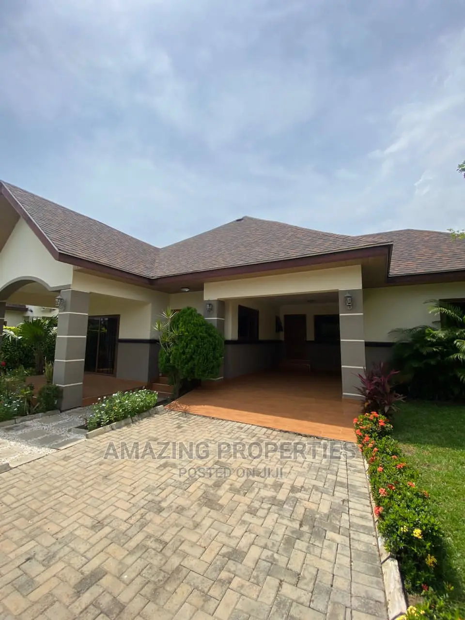 4bdrm House in Junction Mall Area for Rent in Junction Mall Area